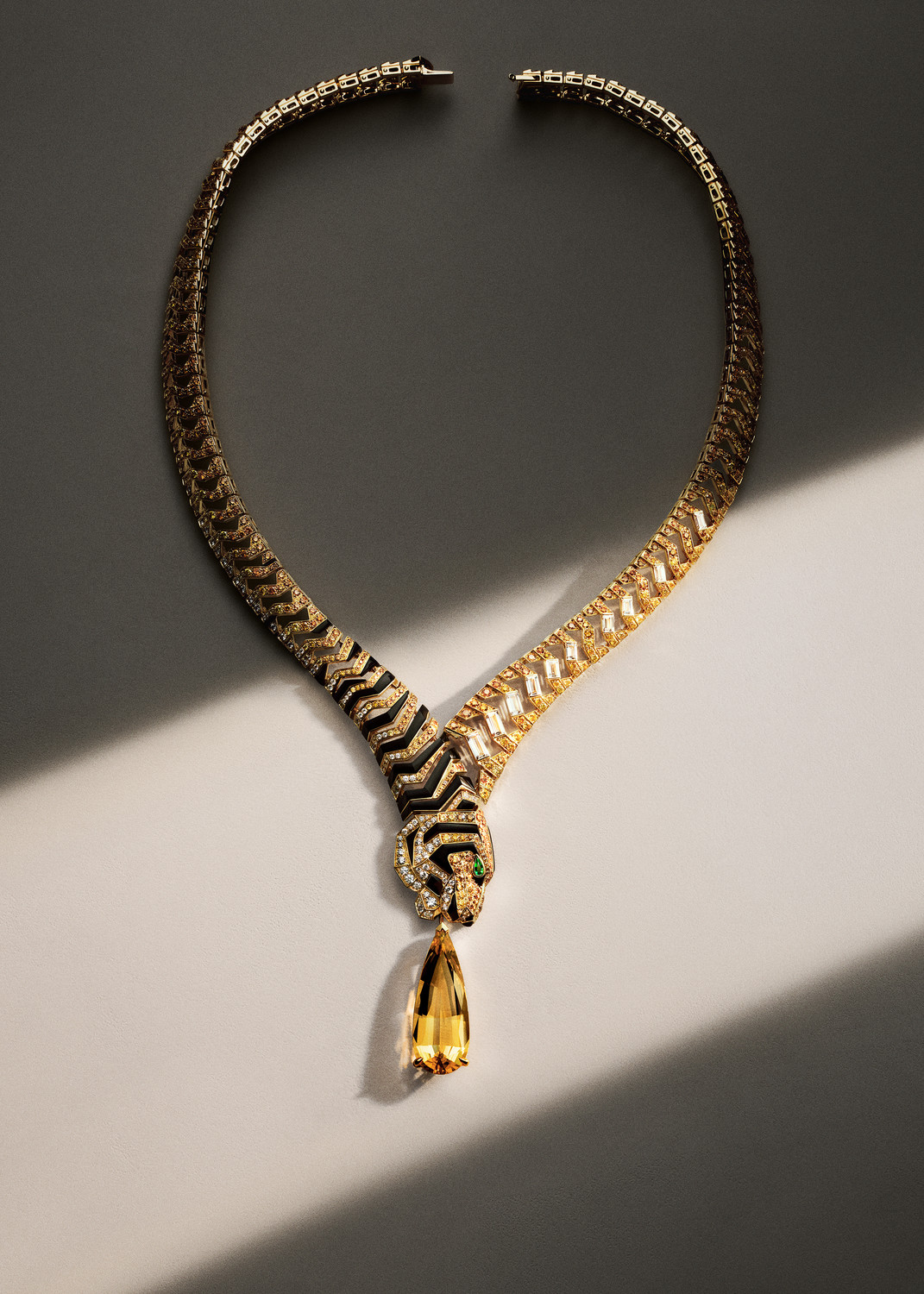 Cartier haute joaillerie, sHOT BY ADAM FRIEDLANDER - © artifices