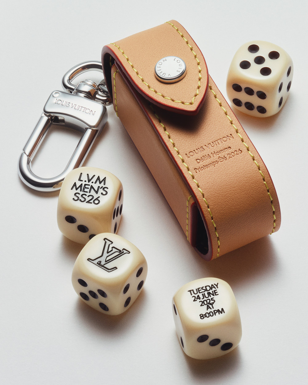 INVITATION LOUIS VUITTON - © artifices