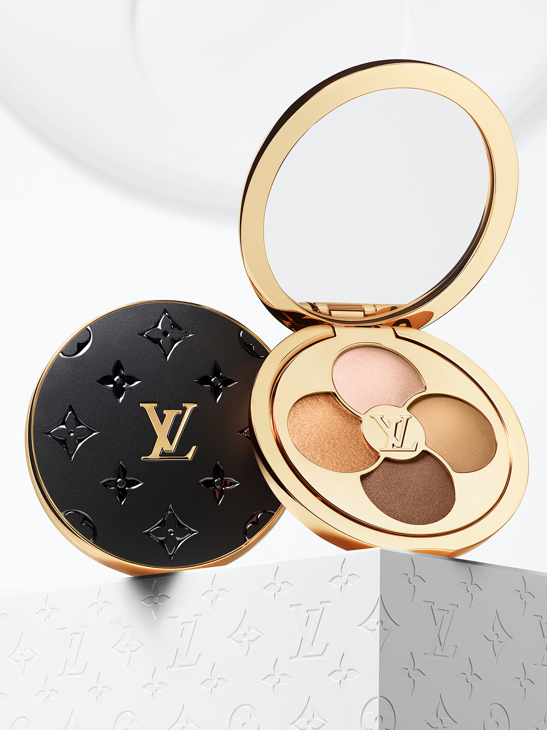 Louis Vuitton Beauty, sHOT BY VINCENT LEVRAT - © artifices